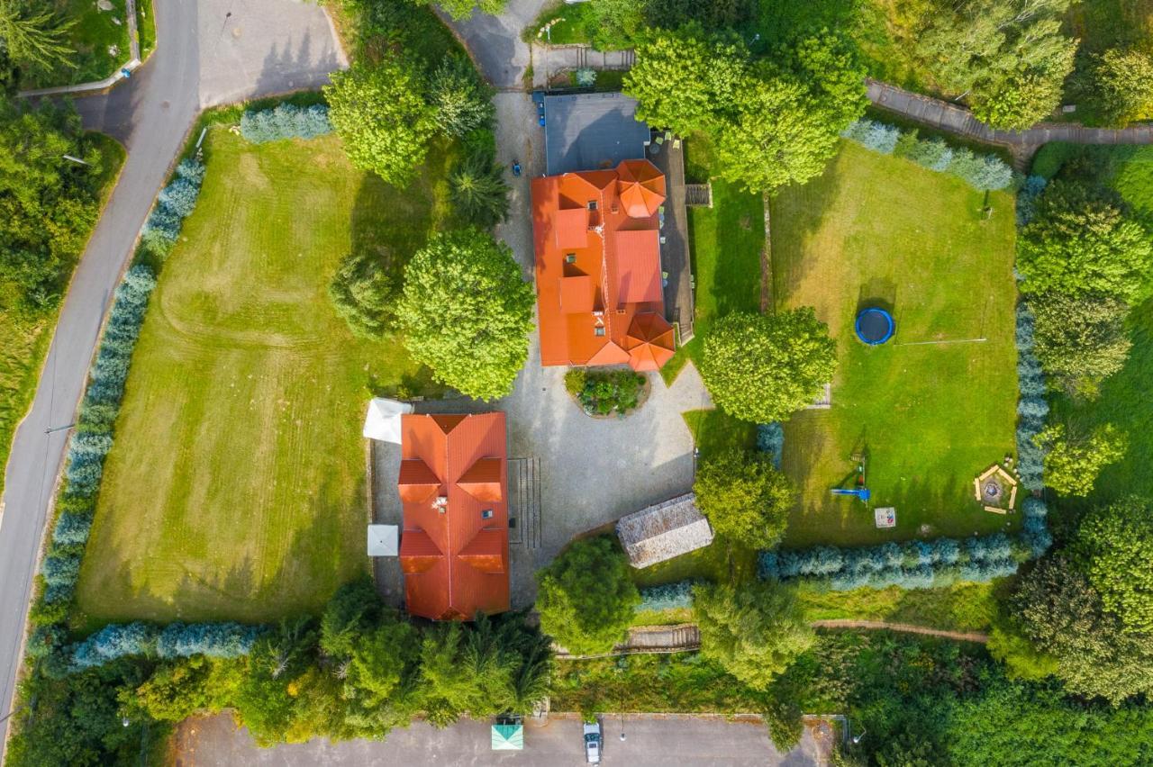 Willa Wiezyczki Świeradów-Zdrój エクステリア 写真
